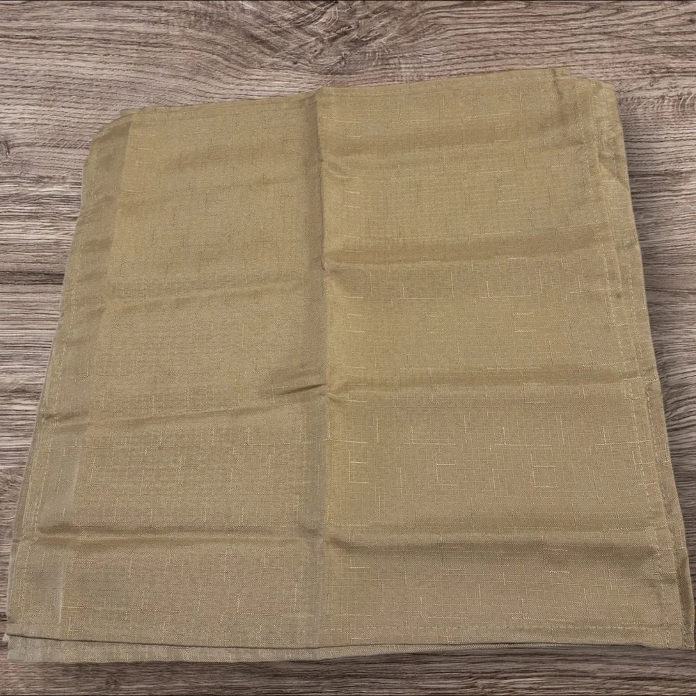 Basics Set of 4 Tan Cloth Napkins *New*